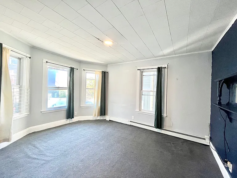 36 Calumet St #1 — Photo 3