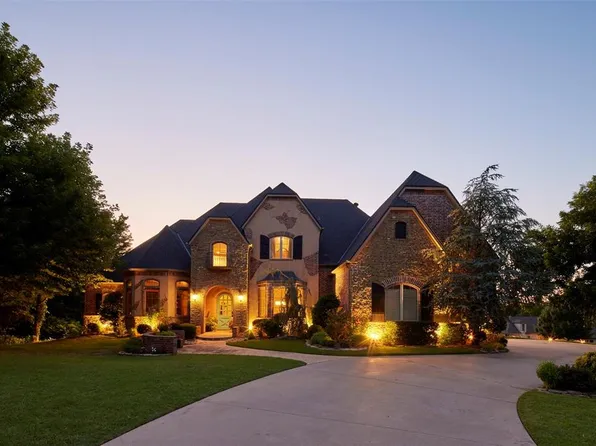 3325 Winding Creek Cir, Edmond, OK 73034