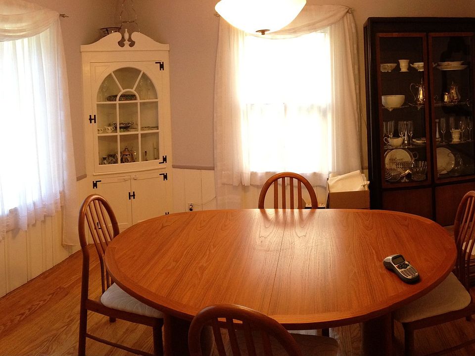 Panoramic Dining Room View