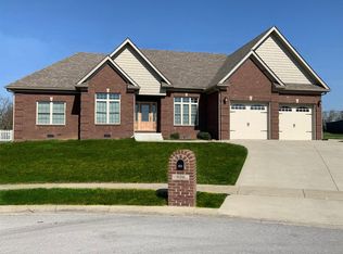 570 Adena Trce, Versailles, KY 40383