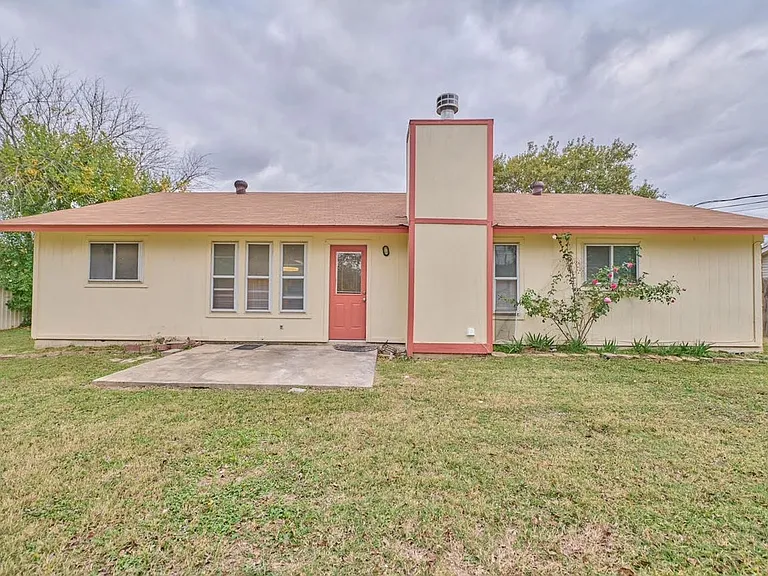 2510 Greenbriar Dr — Photo 19