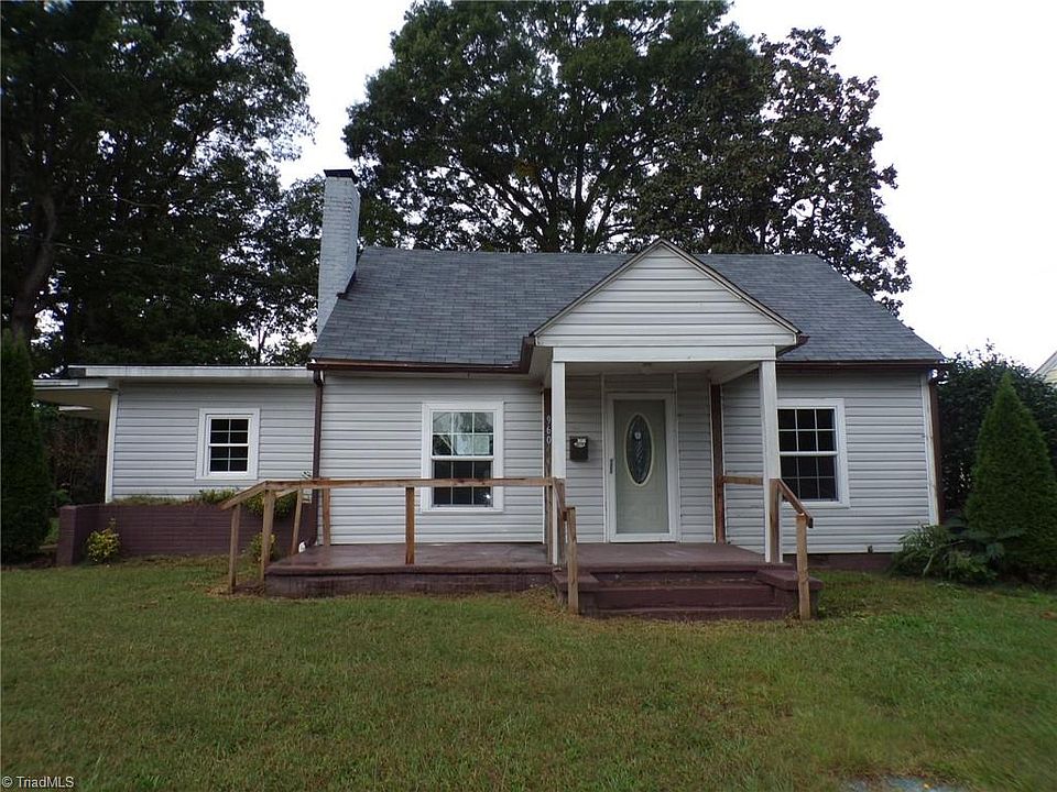 1st image of 960 Lee St