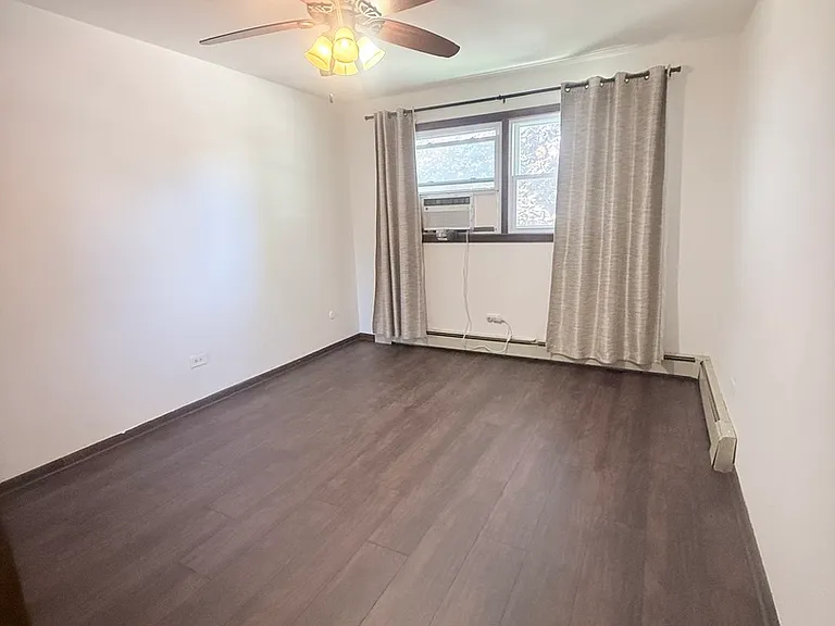 7601 Banks St #2E — Photo 3