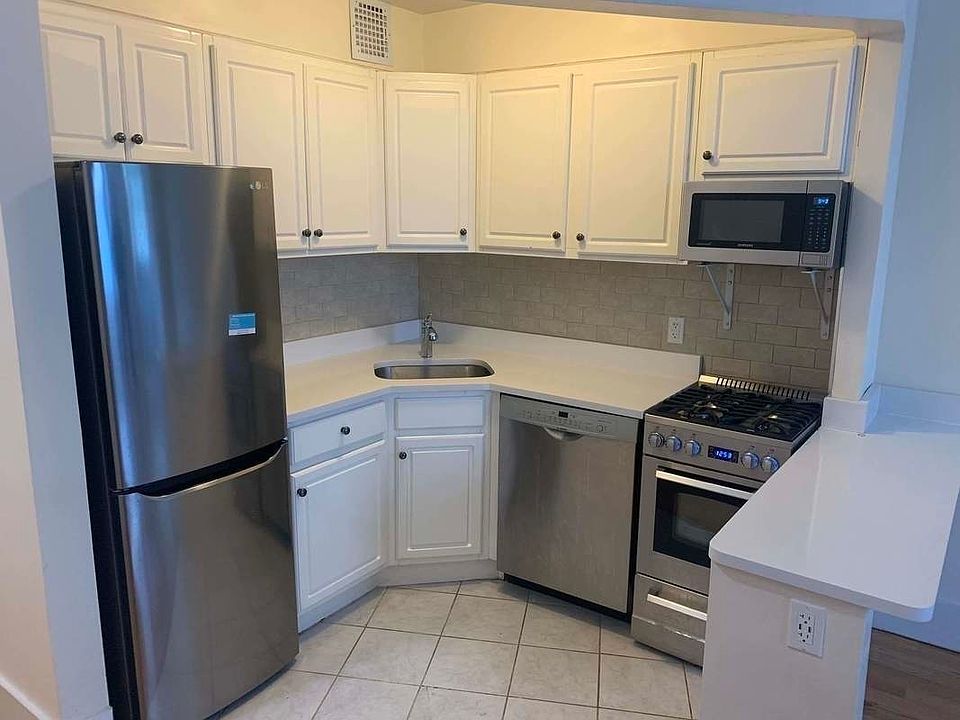 1st image of 152 W 76th St APT 2A