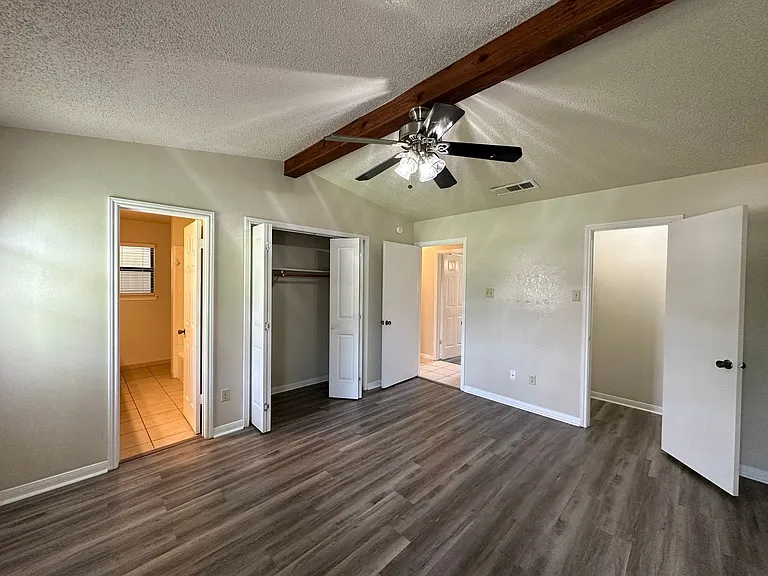 109 S Brook Dr — Photo 24