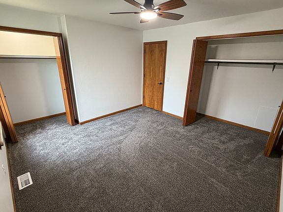 5th image of 207 E Trevitt St