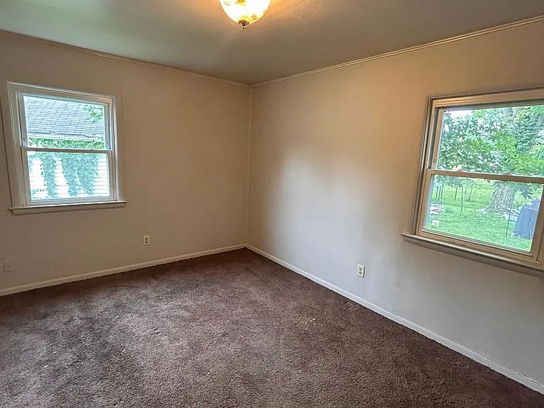 4505 S Park Dr — Photo 4