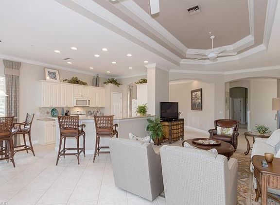 5th image of 10105 Valiant Ct APT 202