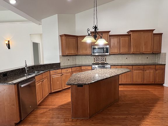 5th image of 4904 Ebensburg Dr