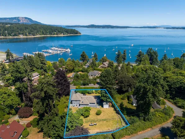 2618 Mill Bay Rd, Cowichan Valley, BC V0R 2P1