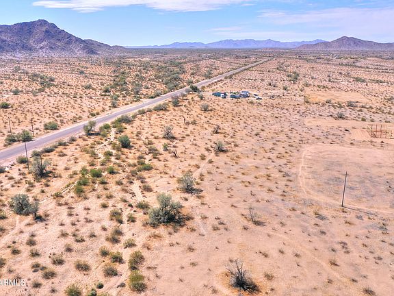 3rd image of 54802 W BARNES Road #-