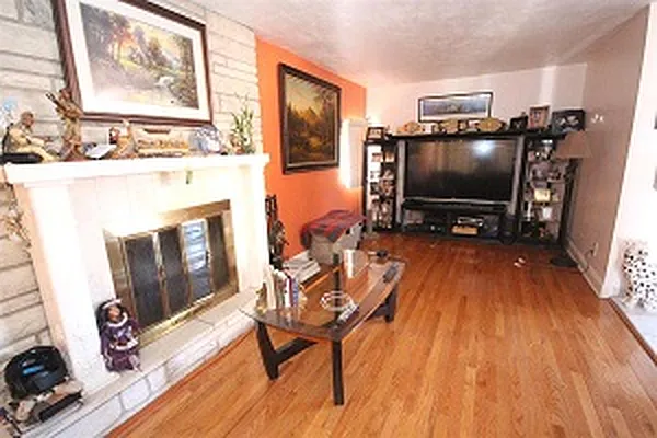 Sold by Bergen Basin Real Estate | media 5