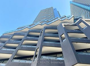 120 Broadway Ave #302, Toronto, ON M4P1V8