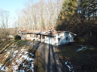 1881 Bunner Ridge Rd, Fairmont, WV 26554
