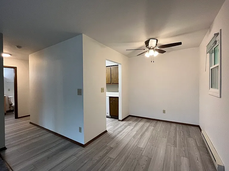 Village Garden Apartments — Photo 8