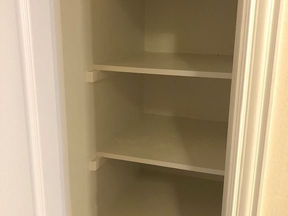 5th image of 2204 N Carroll Blvd #2