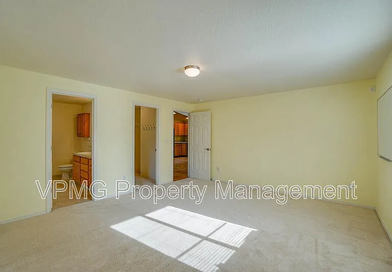 8620 NE 90th Pl — Photo 18