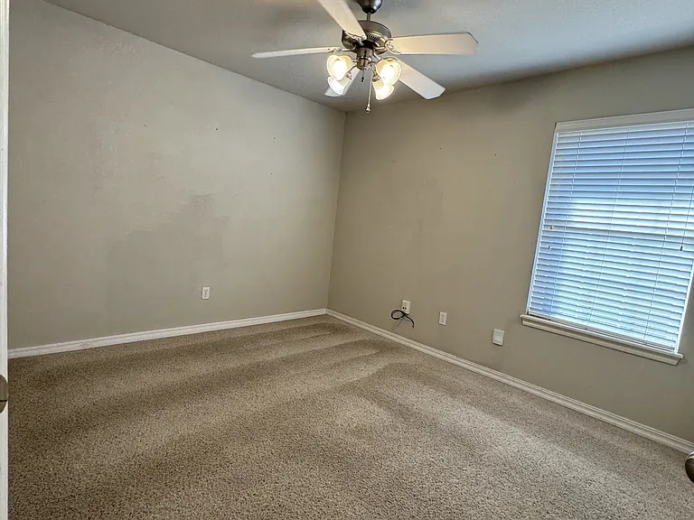 2237 Scissortail Landing Dr — Photo 18