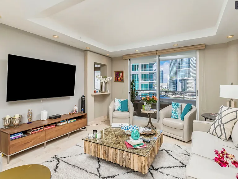 888 Brickell Key Dr #1004 — Photo 11