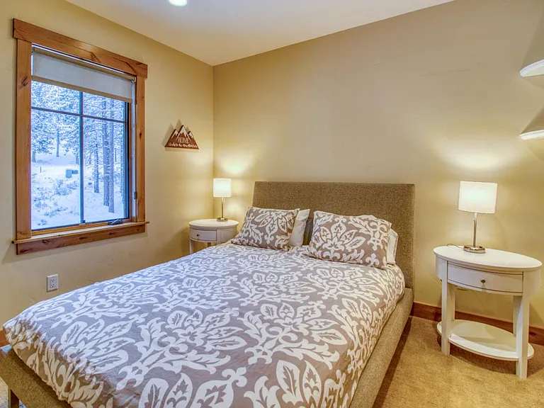 1789 NW Wild Rye Cir — Photo 26
