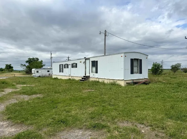 213018 E County Road 41, Mooreland, OK 73852