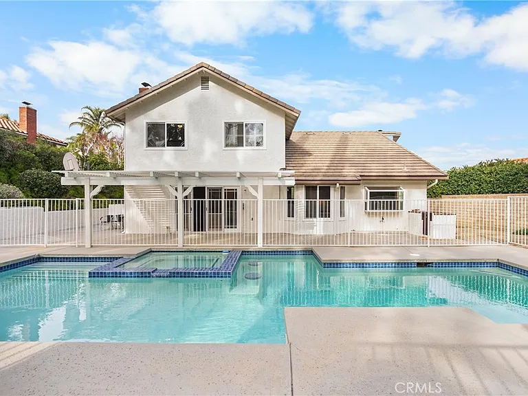 11861 Darby Ave — Photo 46