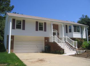 8518 Idylwood Rd, Vienna, VA 22182