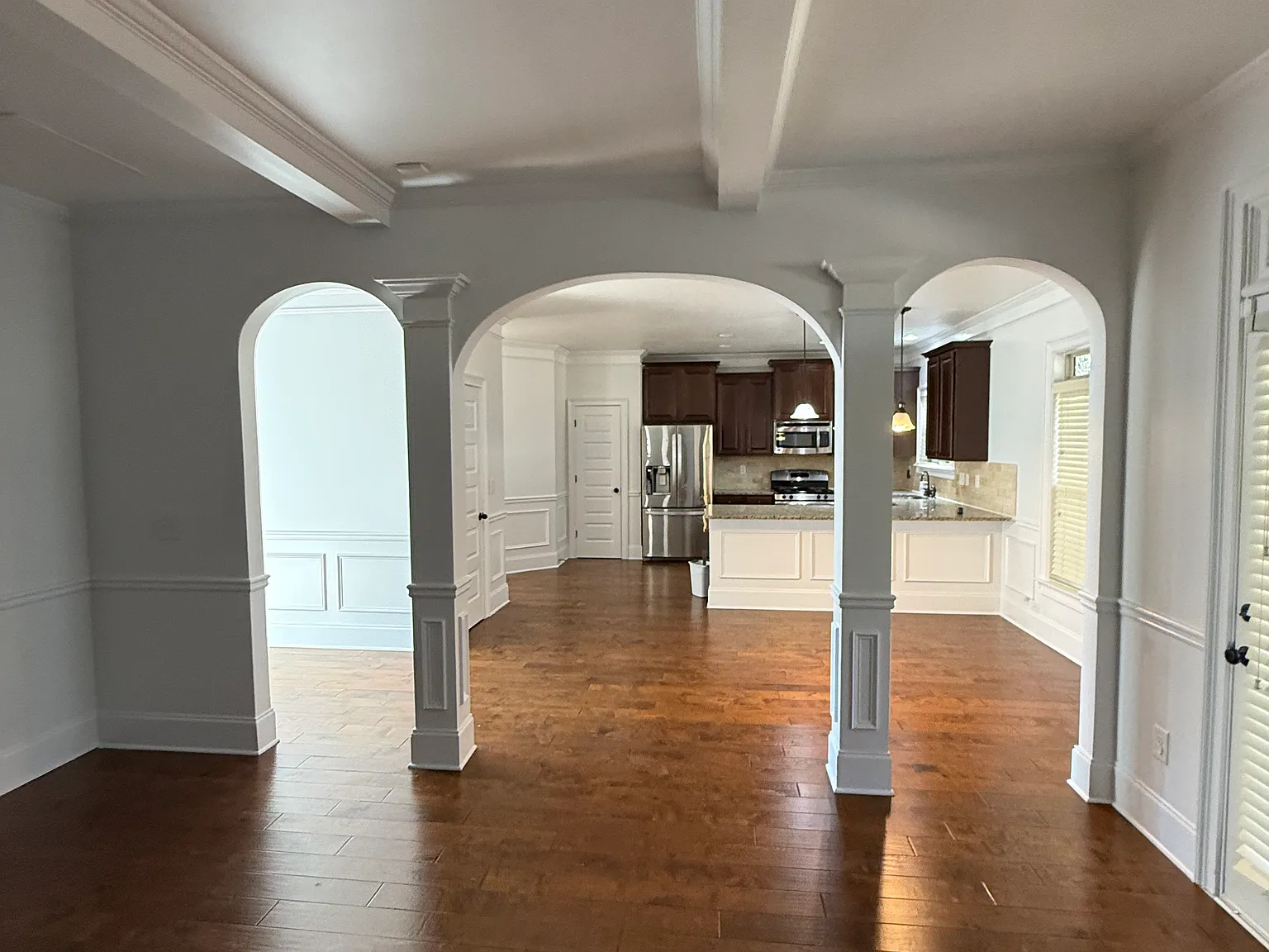 4 bed, 2449 sqft, $2,499 — Photo 3