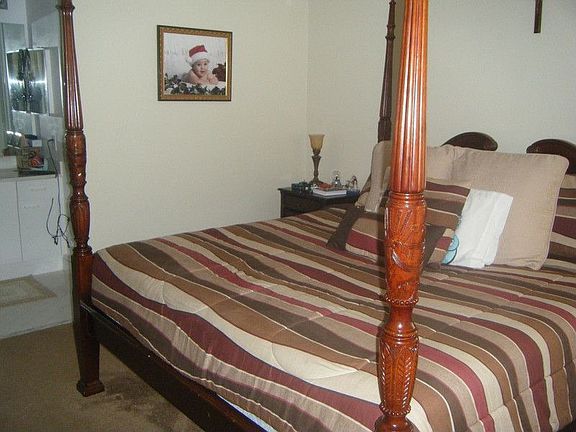 5th image of 4443 Blossom Ln