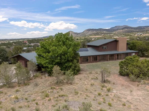 4025 Old Pecos Trl, Santa Fe, NM 87508
