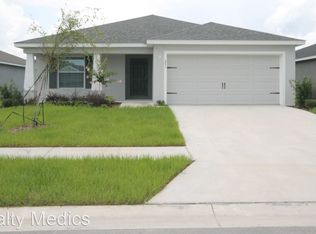 571 Lorient Dr, Eagle Lake, FL 33839