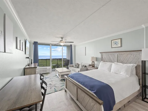 415 E Beach Dr APT 214, Galveston, TX 77550