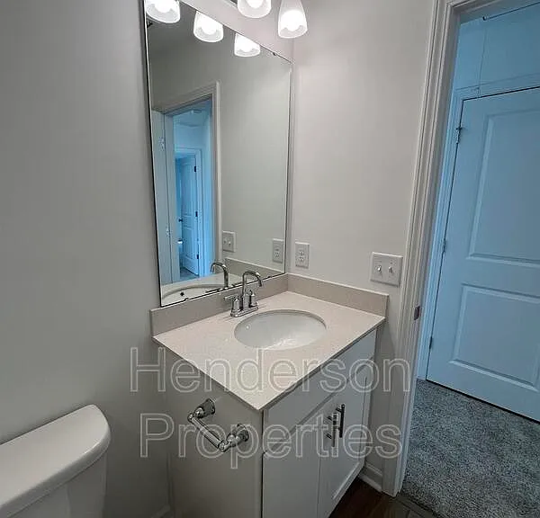 2100 Cobble Ct — Photo 17