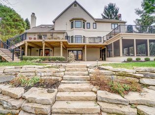 7681 Seminary Rdg, Columbus, OH 43235