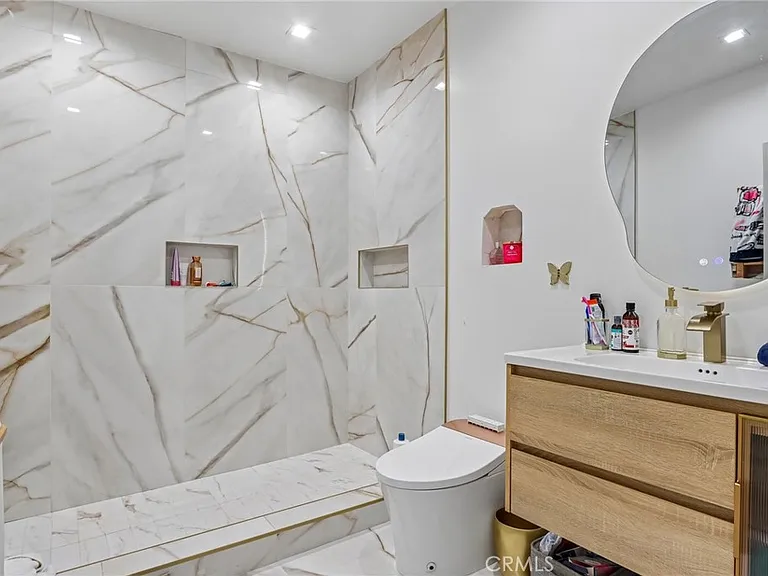 4432 Melbourne Ave — Photo 34