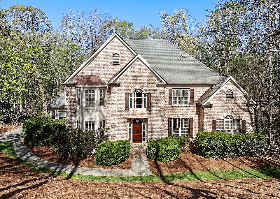 1st image of 993 Greymont Cir