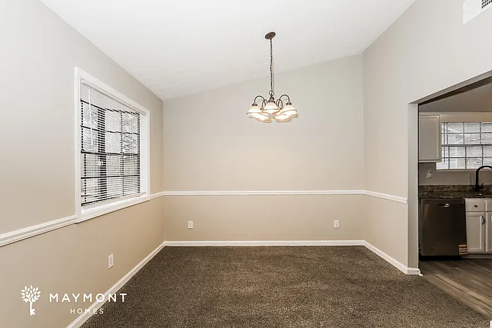 9370 Woodloop Ct — Photo 5