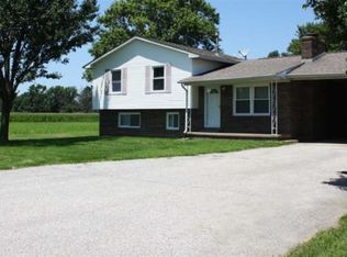 510 W Oak St, Tennyson, IN 47637