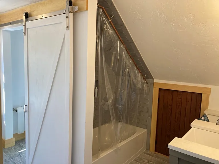 3rd floor bathroom
