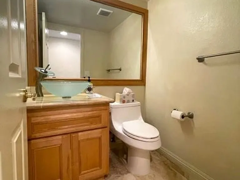 526 Trailridge Dr — Photo 9