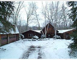 5th image of 8225 Huron River Dr