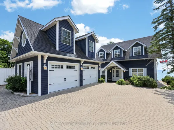 10 Lundy Ln, Tiny, ON L0L 2J0