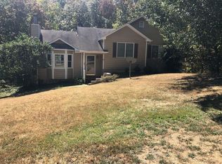 46 Azalea Dr, Cartersville, GA 30121