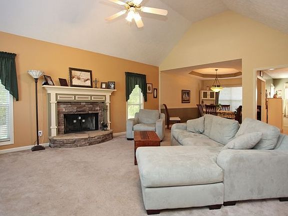 4th image of 3965 Pheasant Run Trce