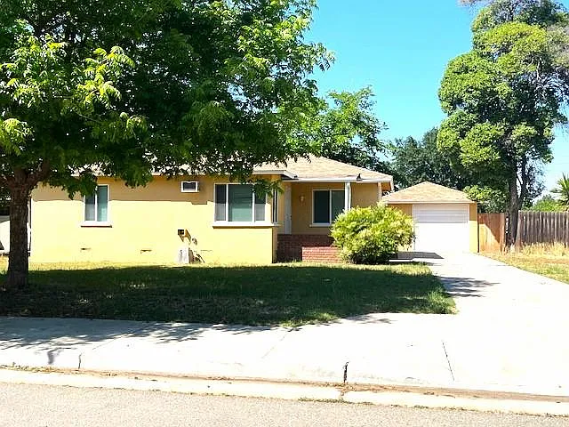 214 E Linden Ave photo 1