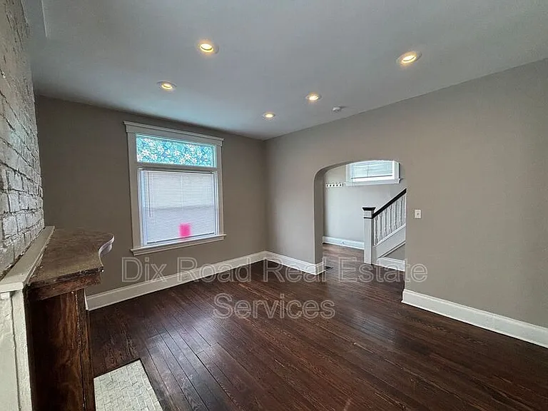 5310 Carthage Ave — Photo 7