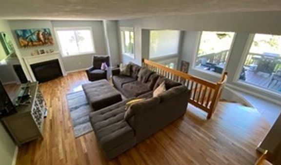 2nd image of 20 Cavendish Cir #20