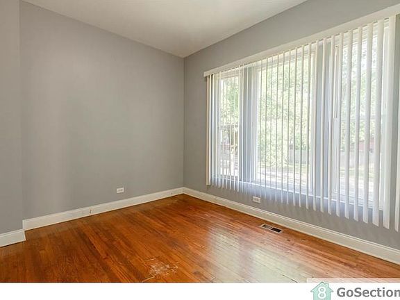 4th image of 6959 S Calumet Ave #1