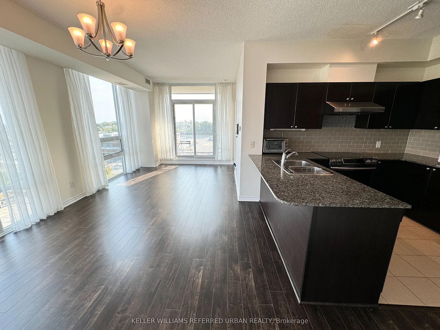 2 bed, $2,800 — Photo 4