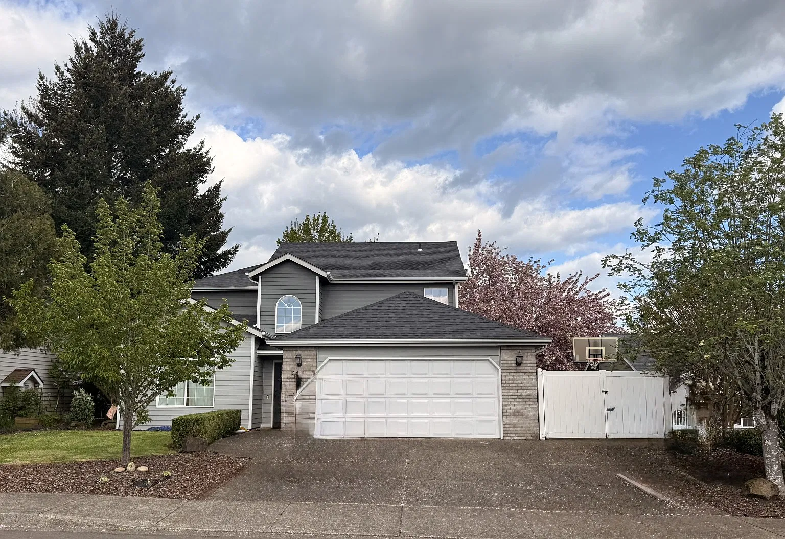 4 bed, 2306 sqft, $3,495 — Photo 1